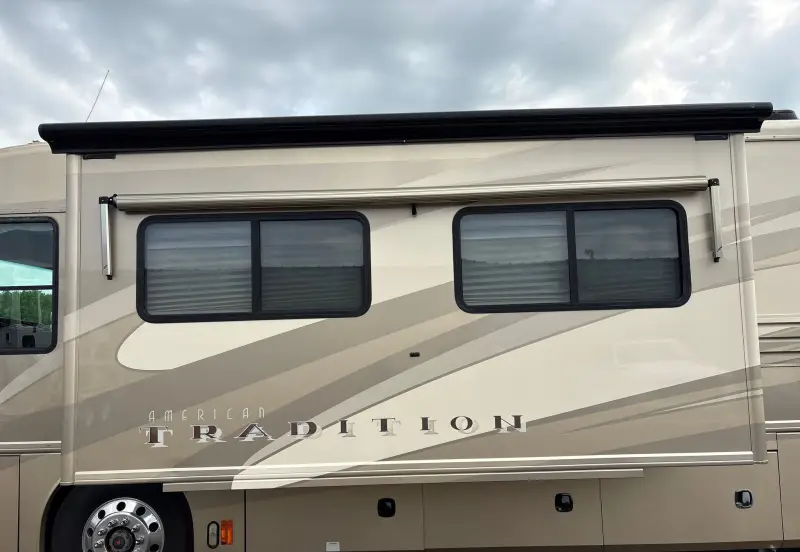 2006 Fleetwood American Tradition photo 26