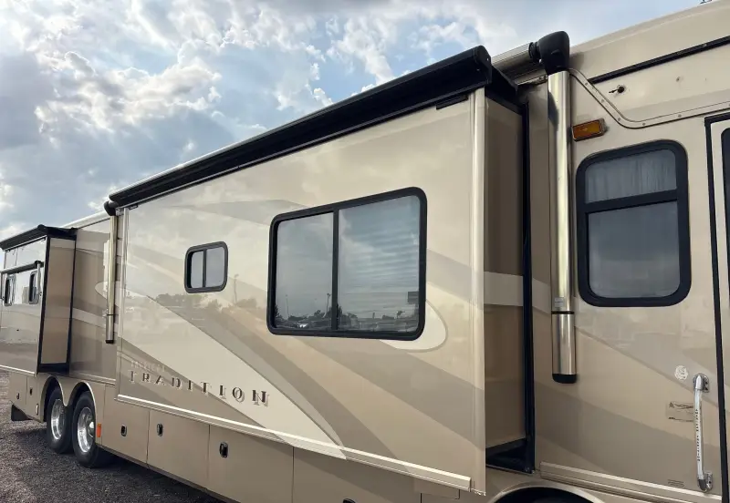 2006 Fleetwood American Tradition photo 65