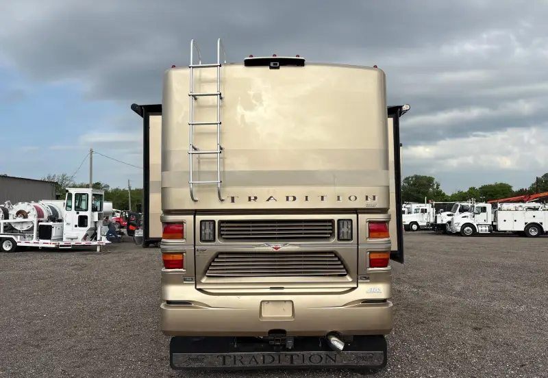 2006 Fleetwood American Tradition photo 6