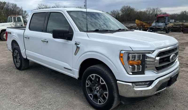 2022 Ford F150 photo 1