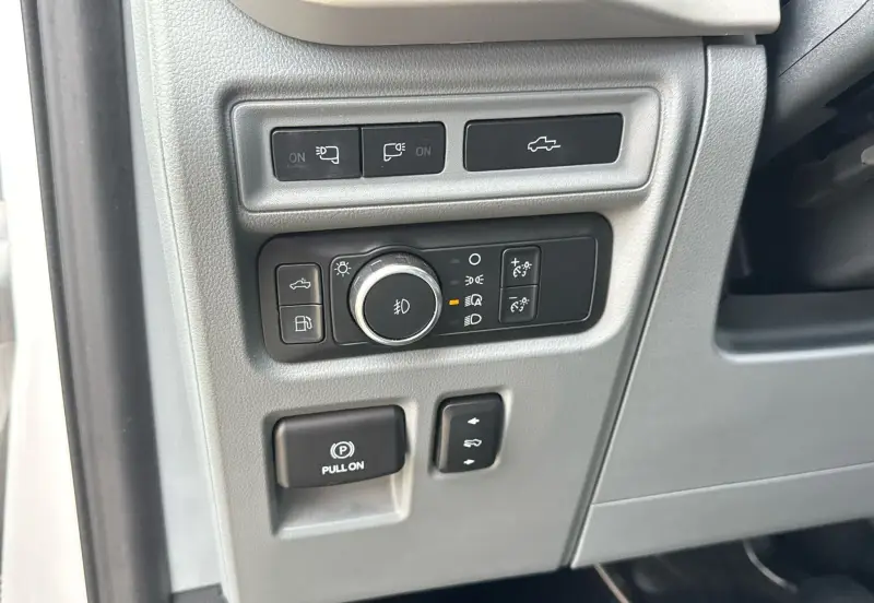 2022 Ford F150 photo 23