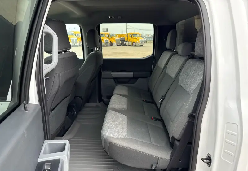 2023 Ford F150 photo 41