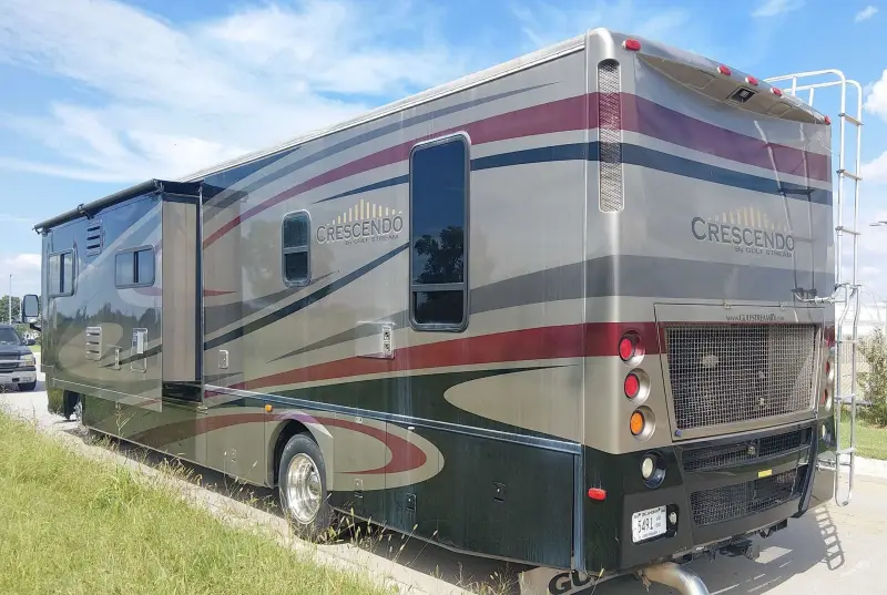 2008 Gulf Stream 8390 Crescendo photo 7
