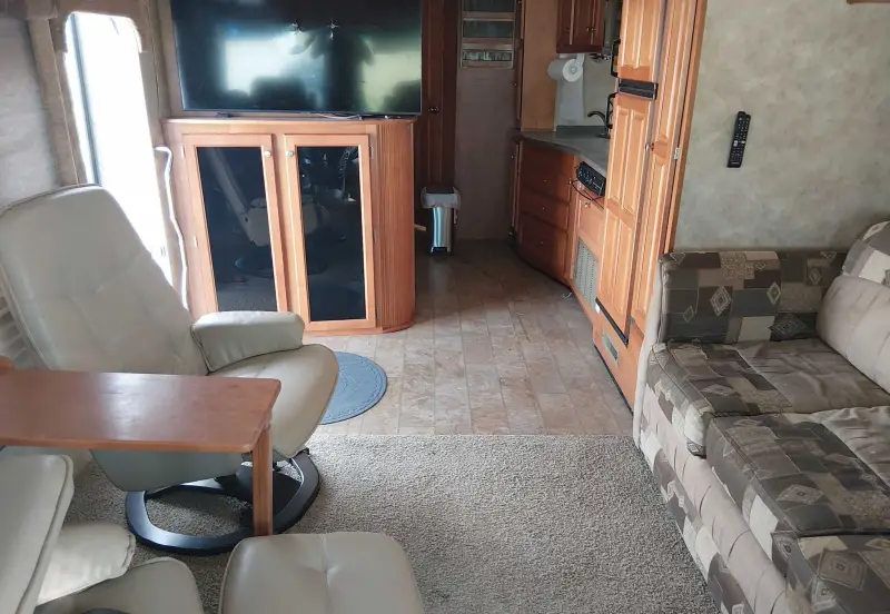2008 Gulf Stream 8390 Crescendo photo 51