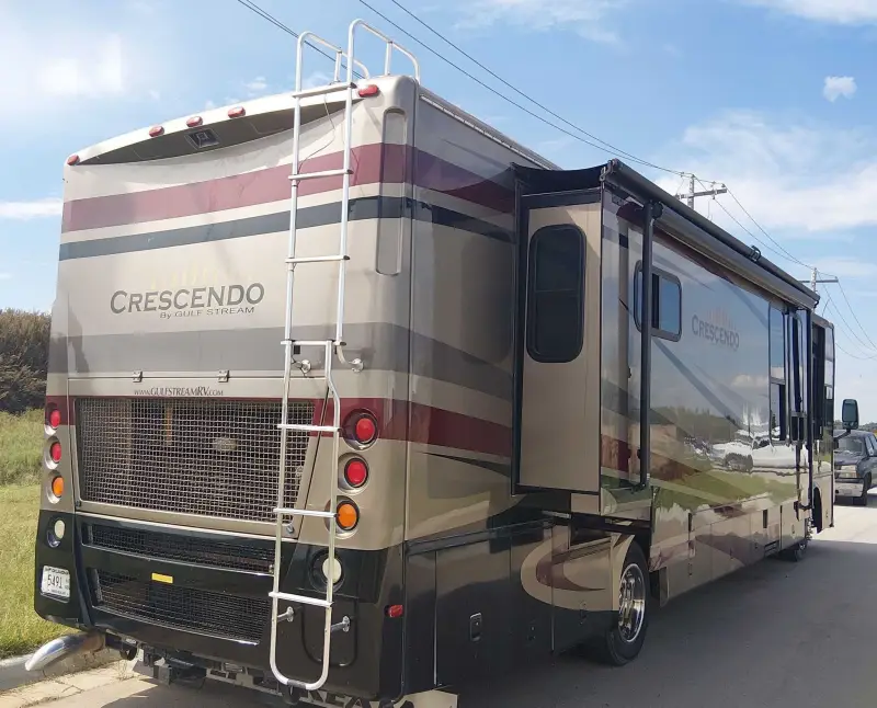 2008 Gulf Stream 8390 Crescendo photo 5