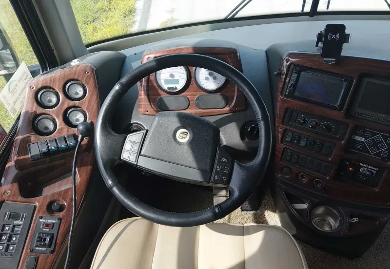 2008 Gulf Stream 8390 Crescendo photo 41
