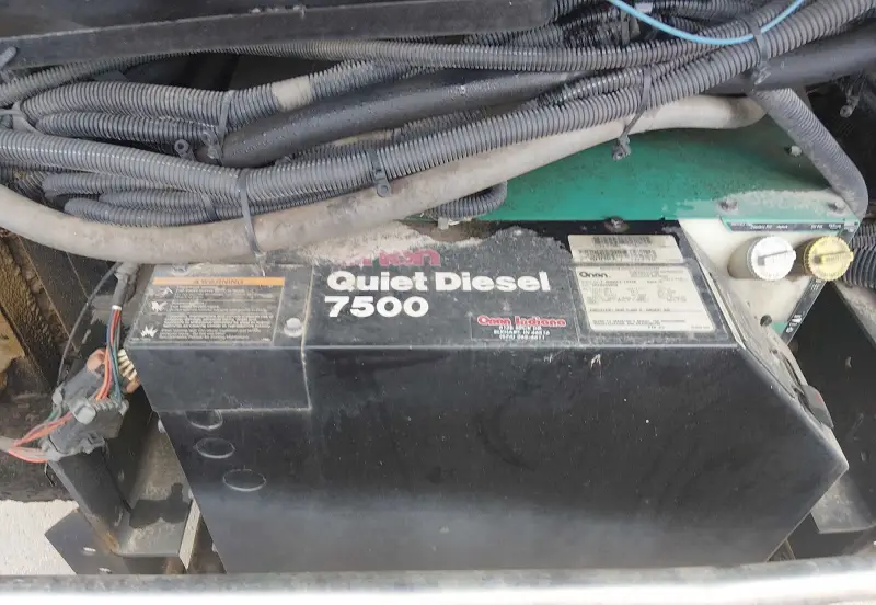 2008 Gulf Stream 8390 Crescendo photo 21