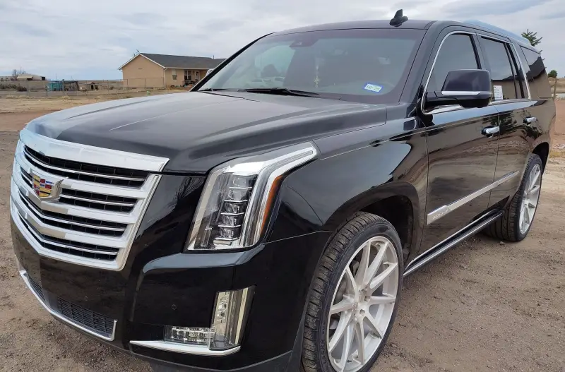 2016 Cadillac Escalade photo 11