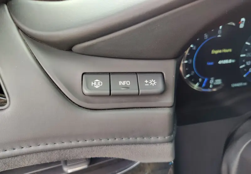 2016 Cadillac Escalade photo 24