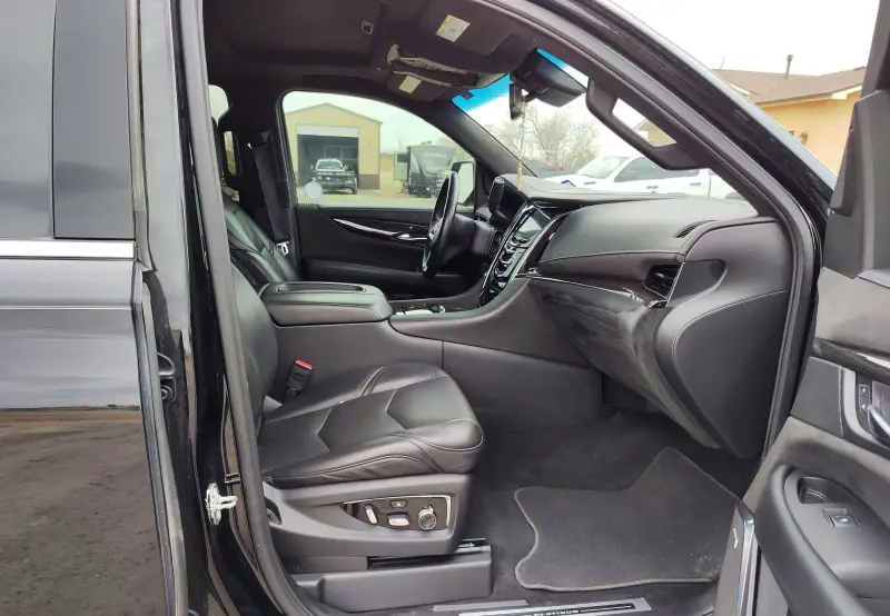 2016 Cadillac Escalade photo 50