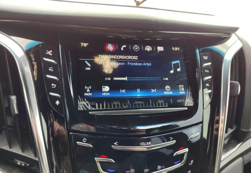 2016 Cadillac Escalade photo 28