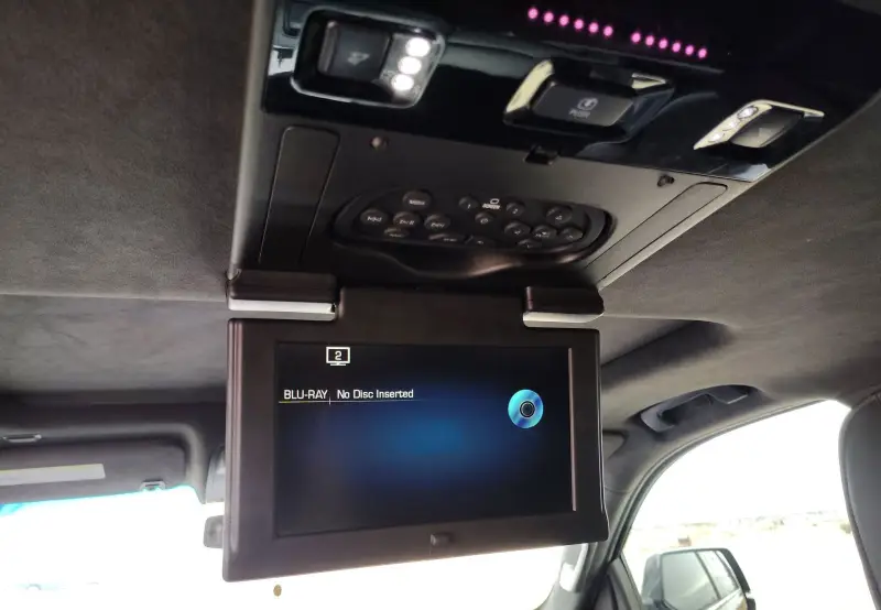 2016 Cadillac Escalade photo 40