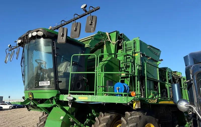 2020 John Deere CS690 photo 8