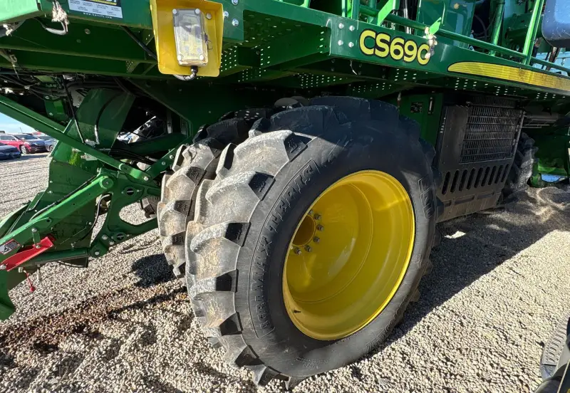 2020 John Deere CS690 photo 153
