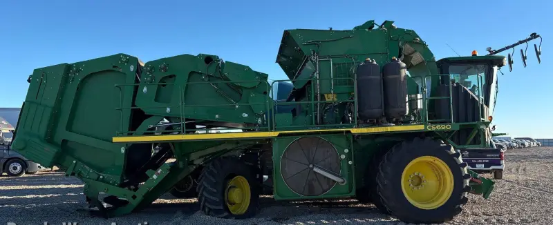 2020 John Deere CS690 photo 4