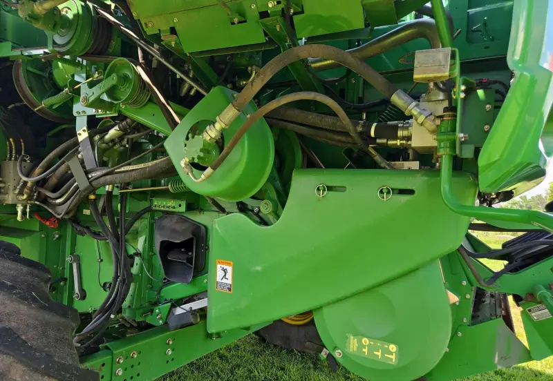 2014 John Deere S690 photo 45