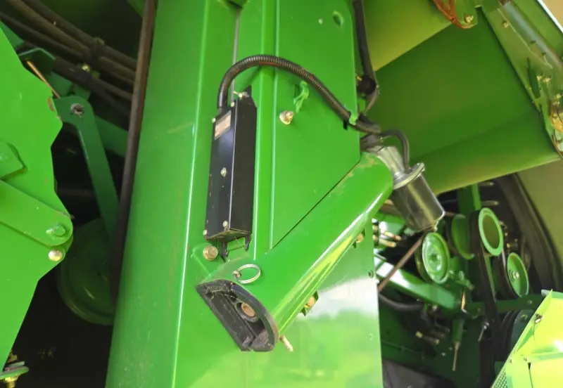 2014 John Deere S690 photo 64