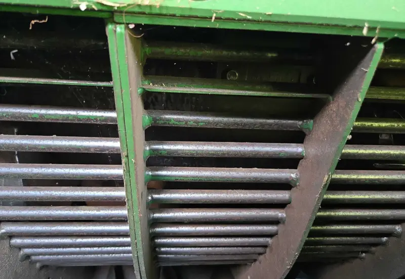 2014 John Deere S690 photo 28
