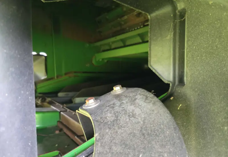 2014 John Deere S690 photo 55