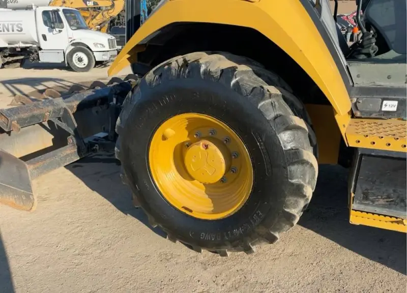 2016 Caterpillar 415F2IL photo 20