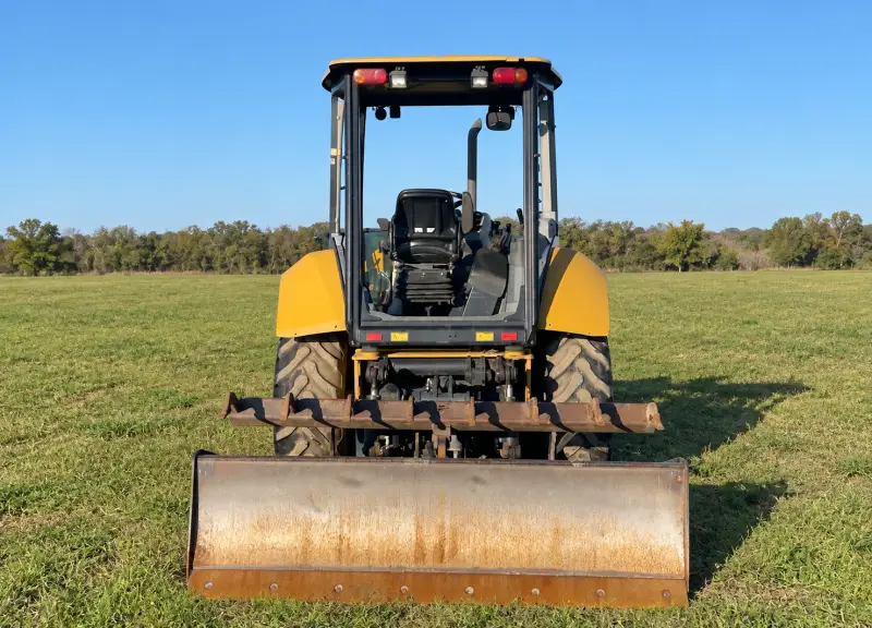 2016 Caterpillar 415F2IL photo 9