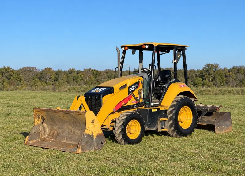 2016 Caterpillar 415F2IL photo 12