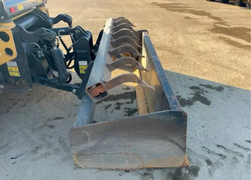 2016 Caterpillar 415F2IL photo 25