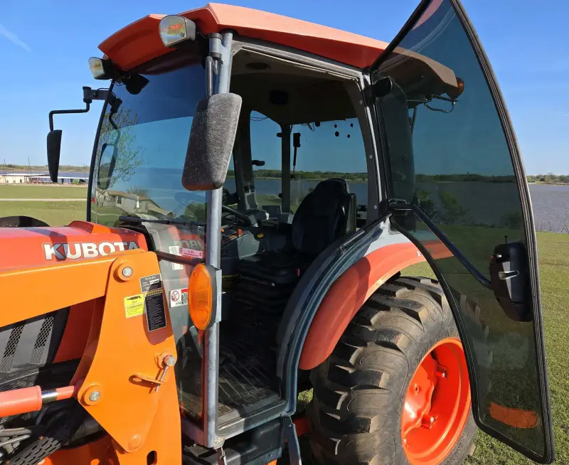 2013 Kubota L6060D photo 44