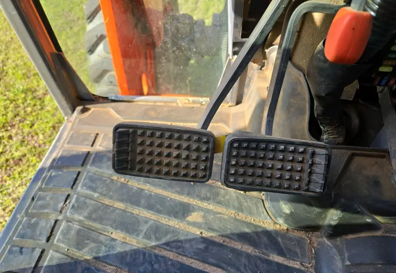 2013 Kubota L6060D photo 52