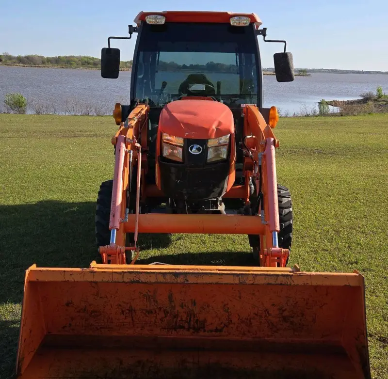 2013 Kubota L6060D photo 3