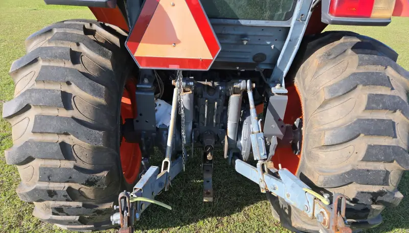 2013 Kubota L6060D photo 25