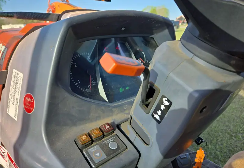 2013 Kubota L6060D photo 54