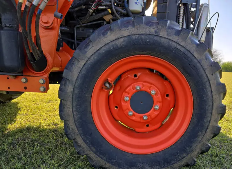 2013 Kubota L6060D photo 78