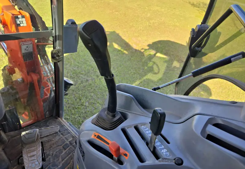 2013 Kubota L6060D photo 60