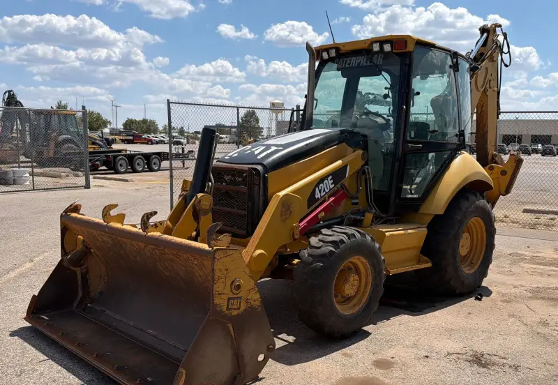 2008 Caterpillar 420E photo 2
