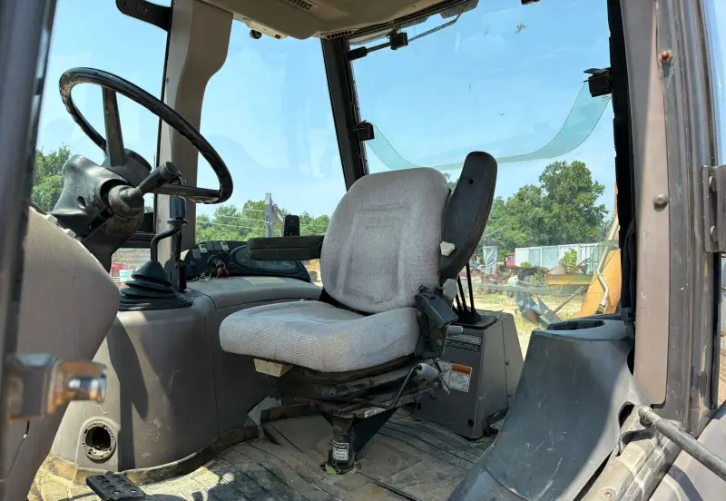 2004 Case 580 Super M Plus photo 32