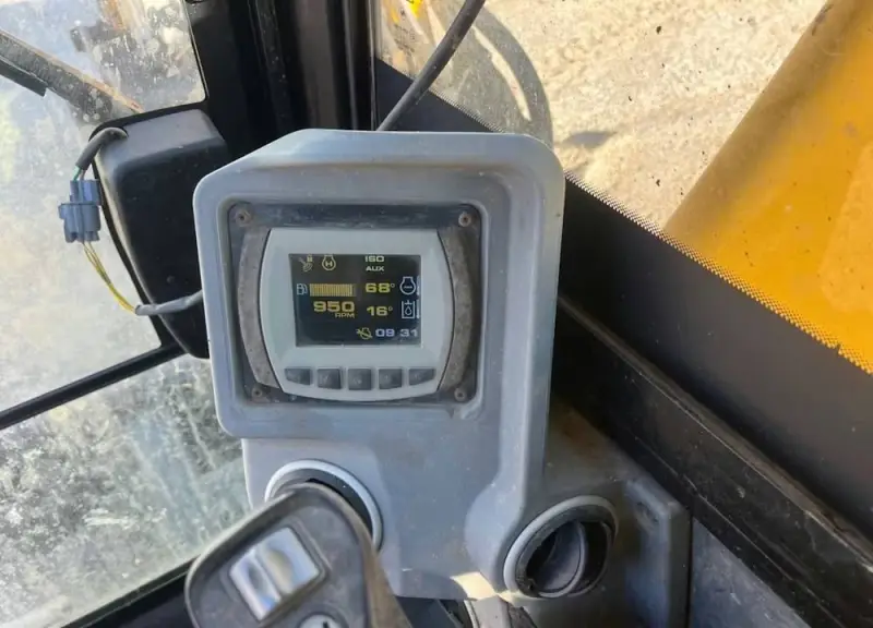 2018 JCB 85Z photo 6