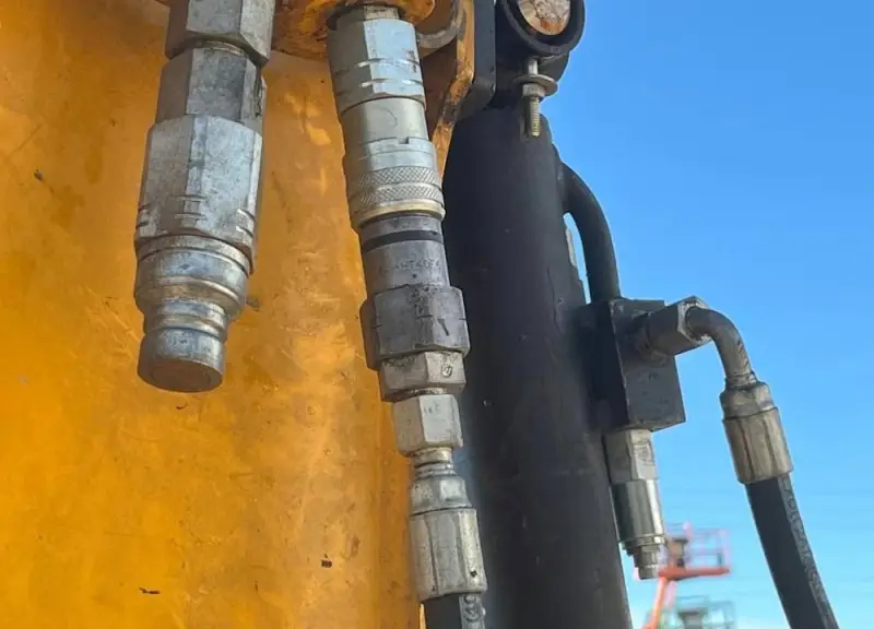 2018 JCB 85Z photo 2