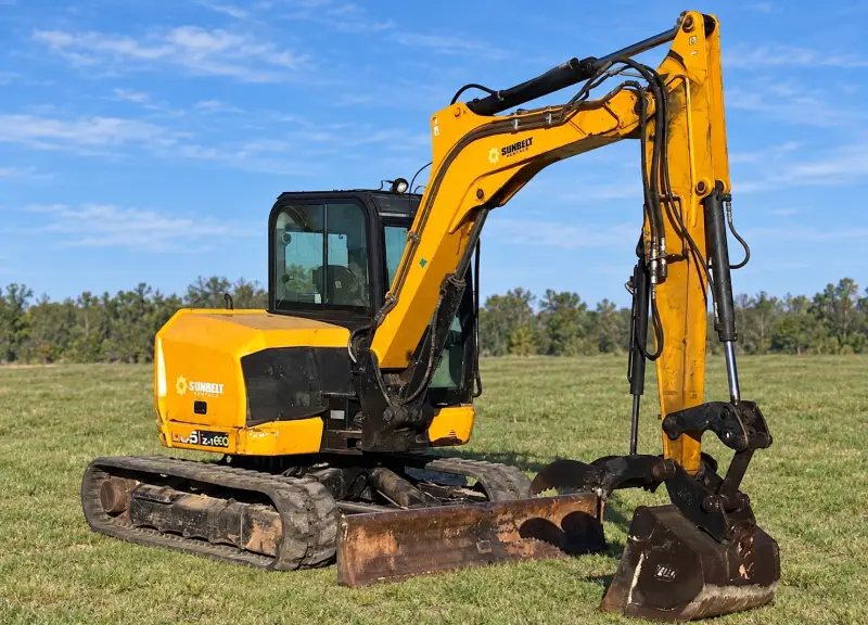 2018 JCB 85Z photo 1