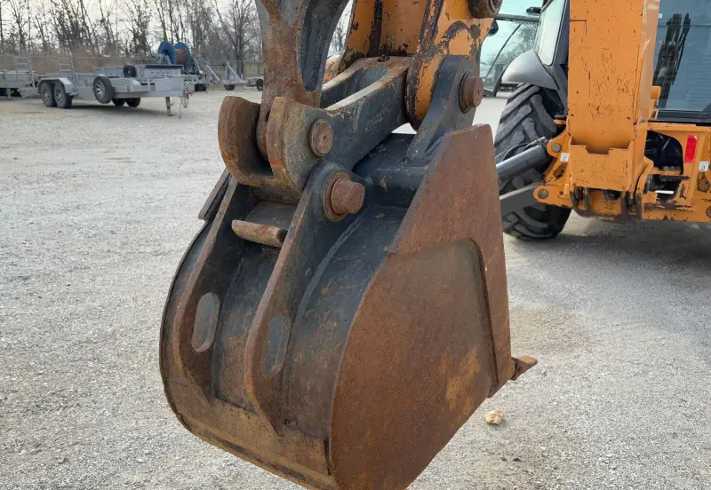2019 Case 580 Super N photo 52