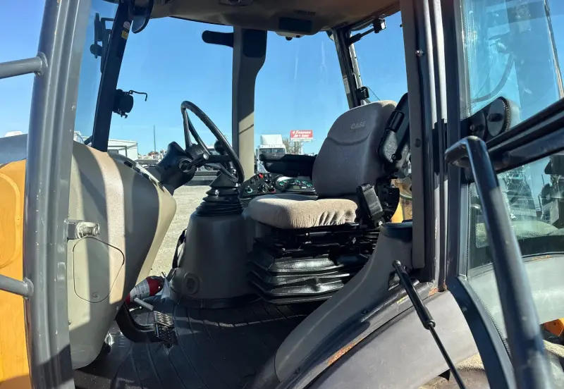2010 Case 580 Super M Series III photo 62