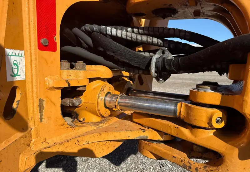 2010 Case 580 Super M Series III photo 38