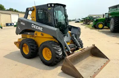 2017 John Deere 332G Skid Steer
