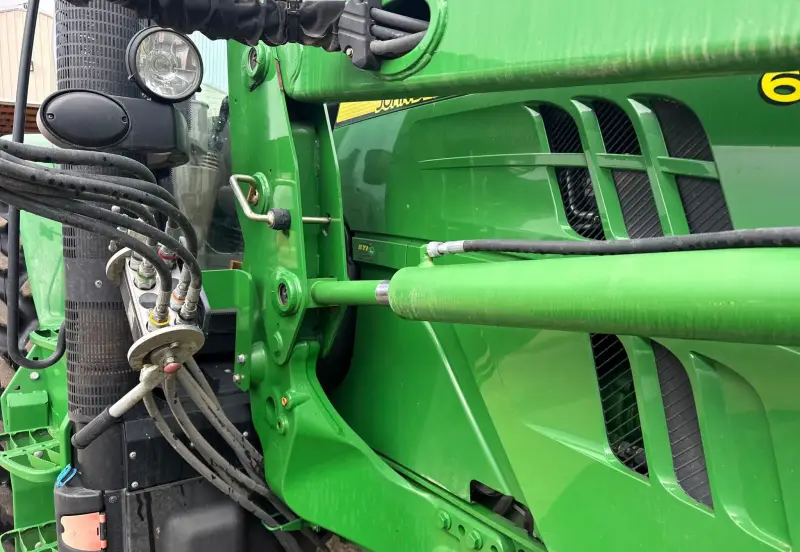 2012 John Deere 6150R photo 27