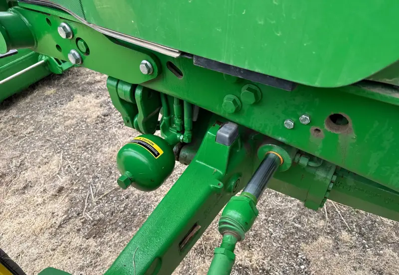 2012 John Deere 6150R photo 11