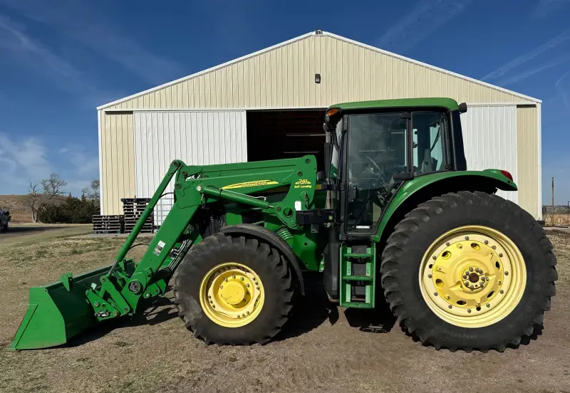 2008 John Deere 7330 photo 8