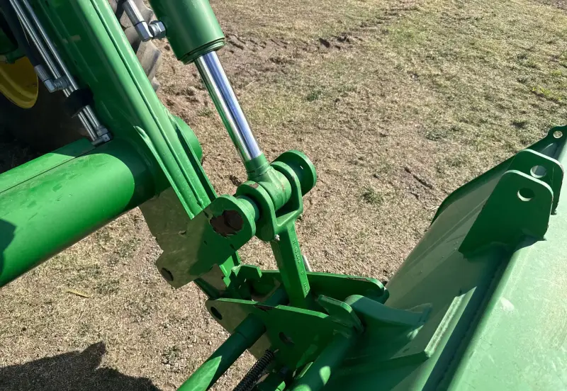 2008 John Deere 7330 photo 21