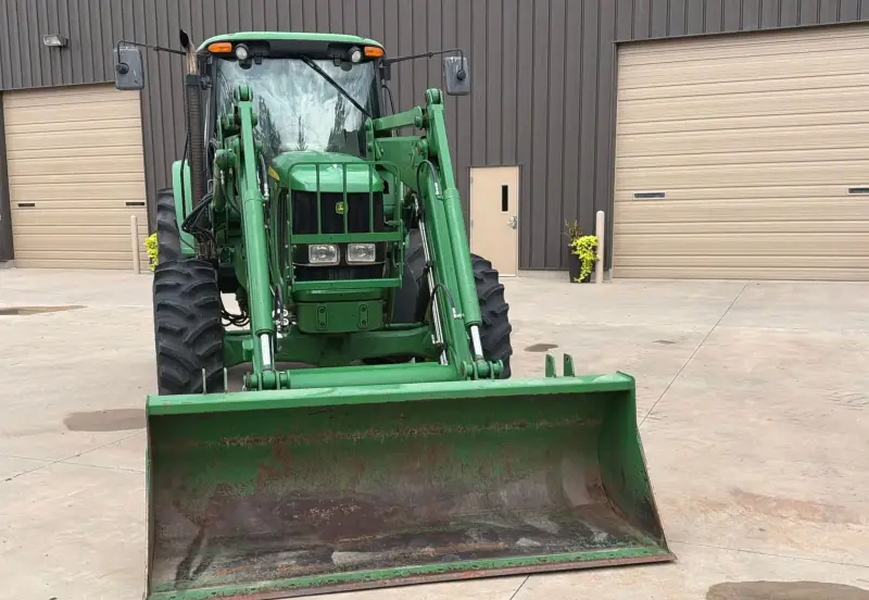 2008 John Deere 7130 photo 3