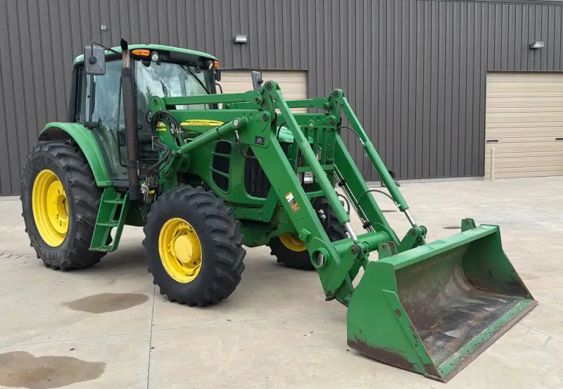 2008 John Deere 7130 photo 1