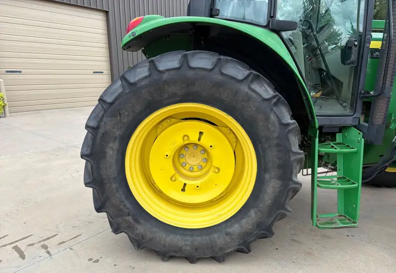 2008 John Deere 7130 photo 57